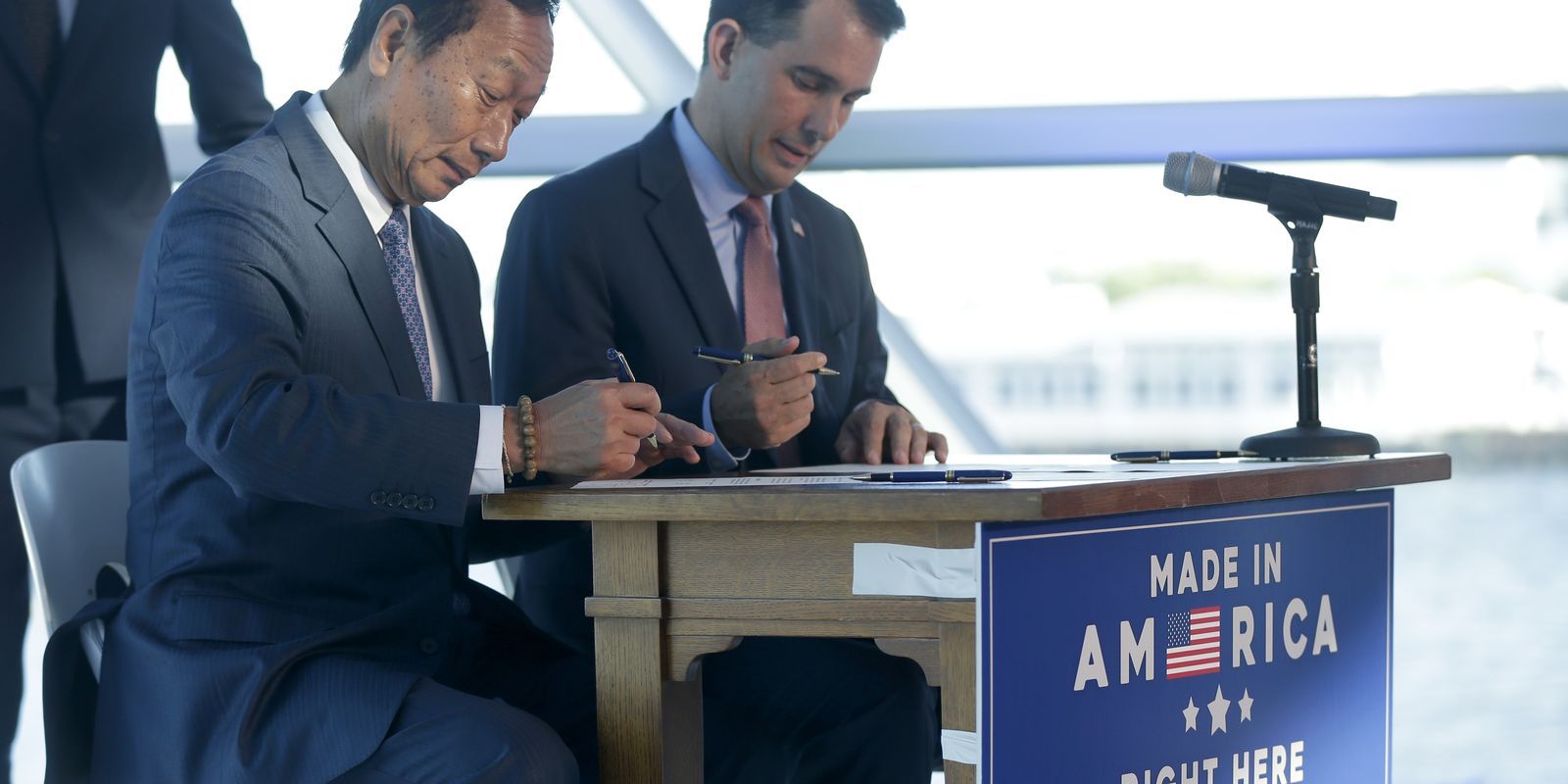 Terry Gou Scott Walker desk