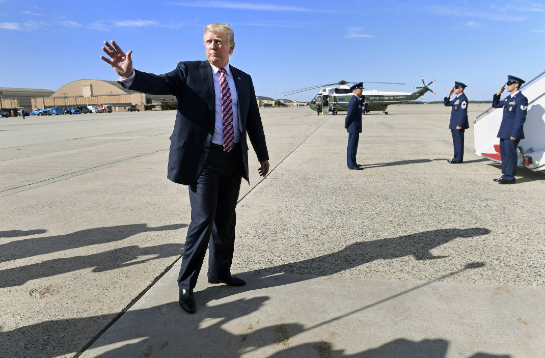 Trump waving Puerto Rico photo