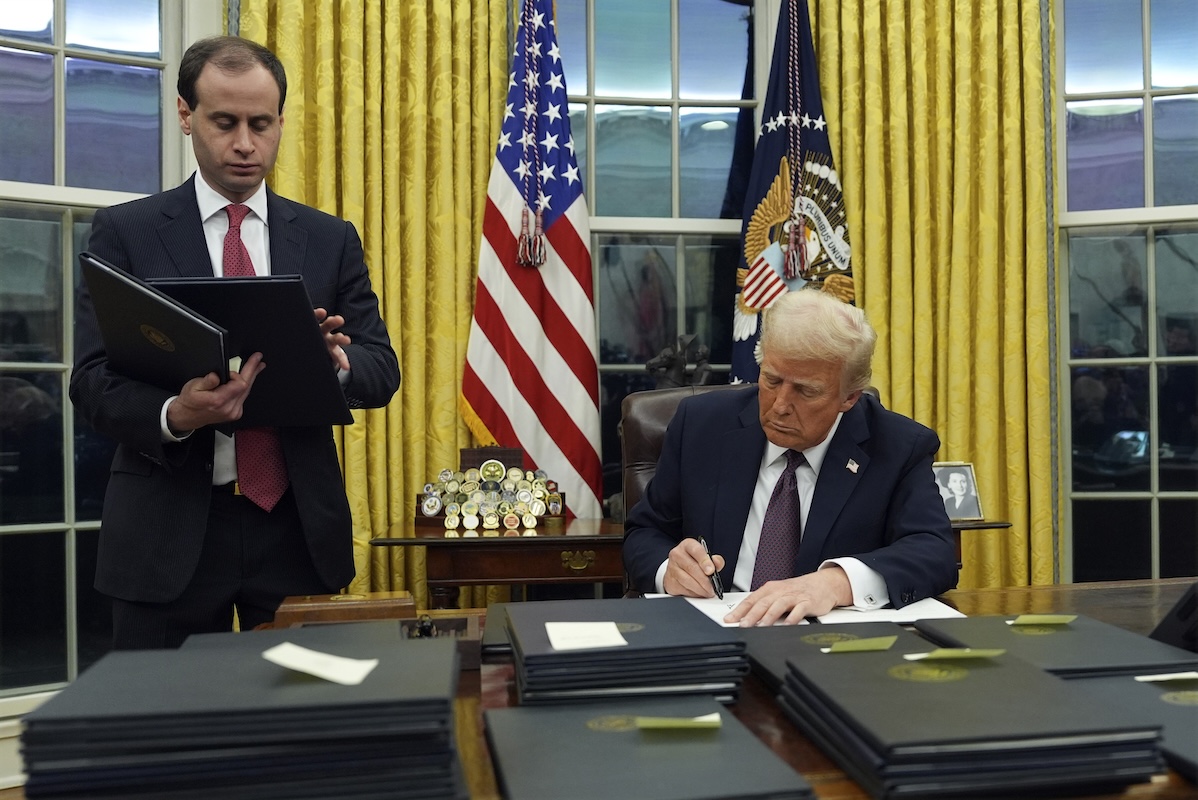 Trump President Donald Trump signs an executive order regarding the southern border 01-20-2025