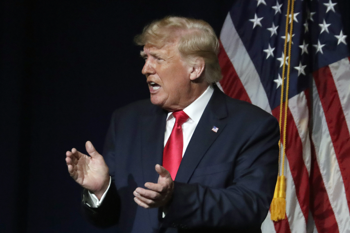 Trump applauds in NC 6-5-21