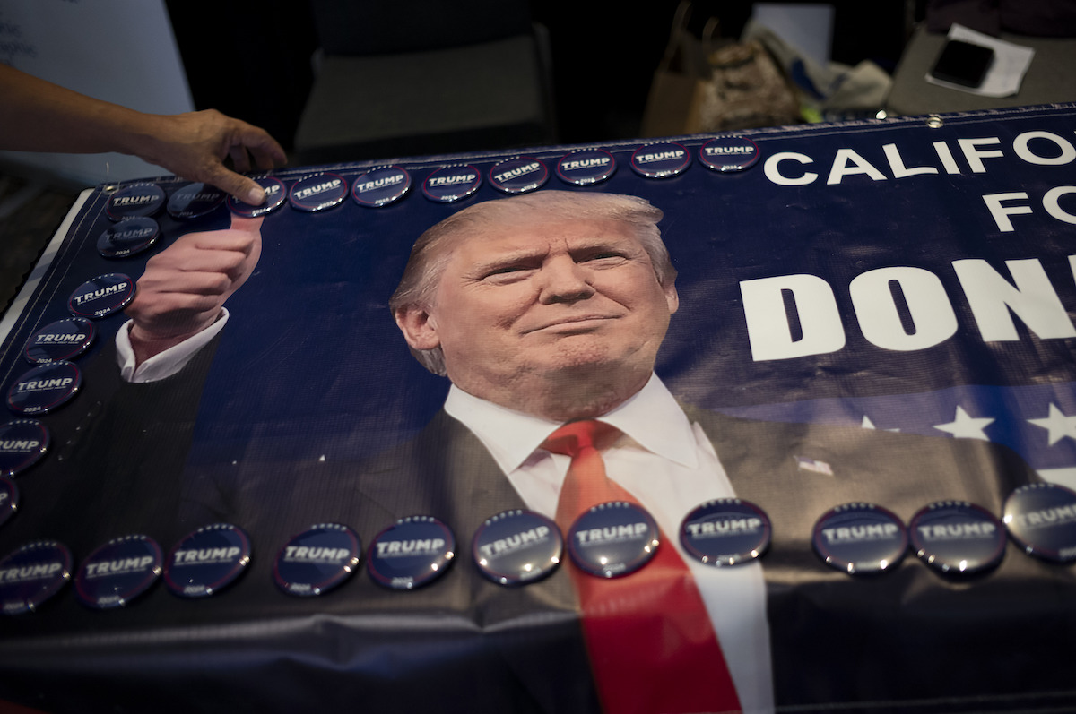 Trump campaign buttons, 9-30-2023