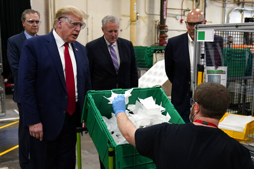 Trump tours mask plant Arizona May 2020