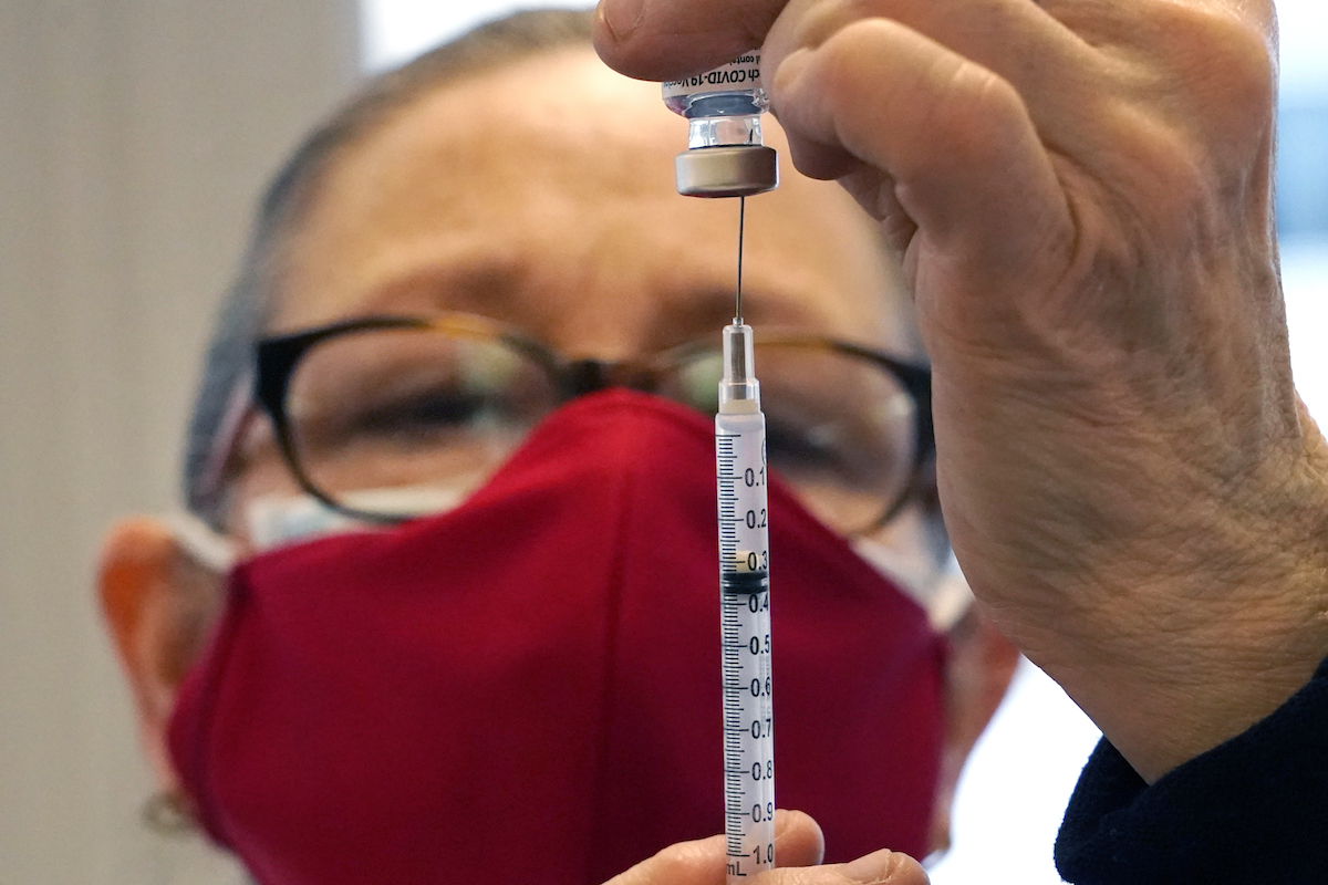 Vaccine draw close up