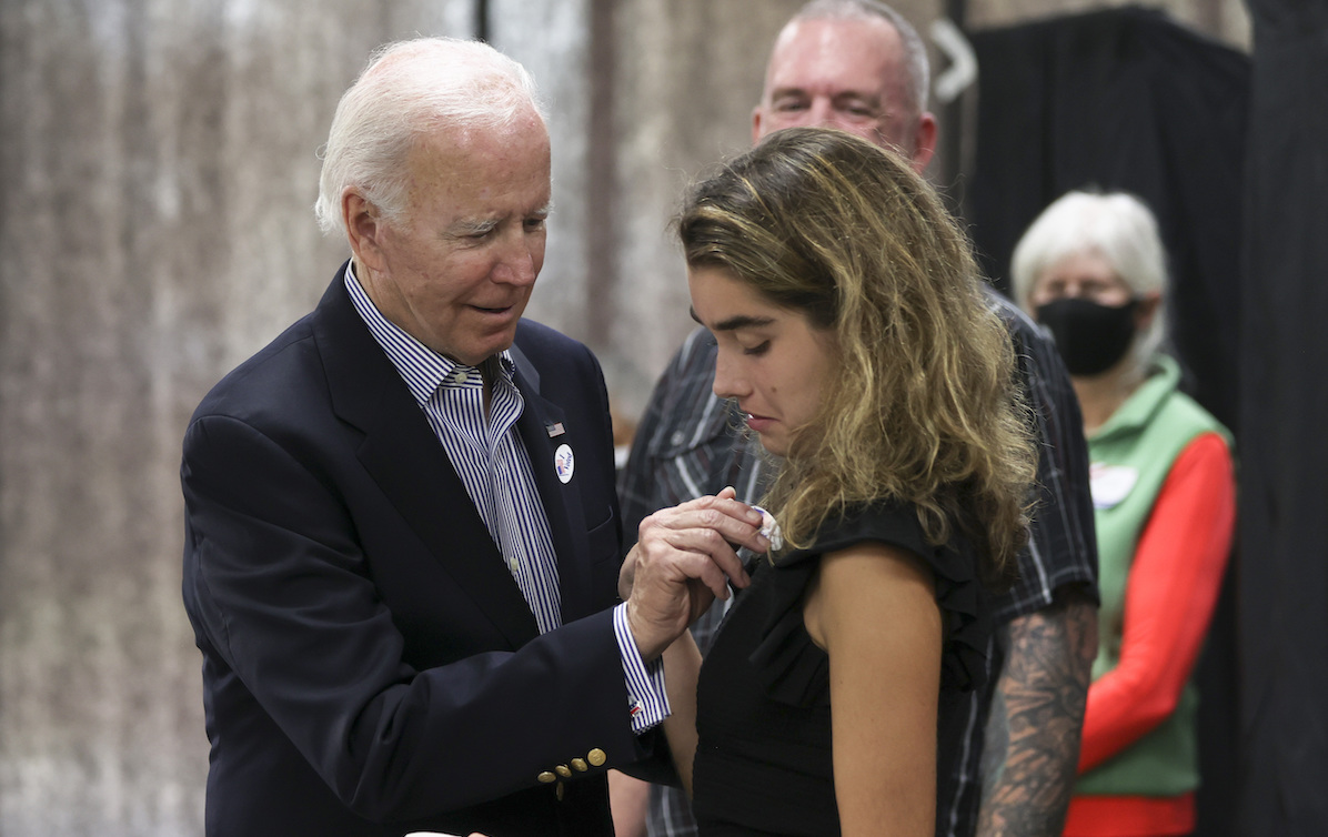 Joe and Natalie Biden voting in Wilmington, Del., 10-29-2022