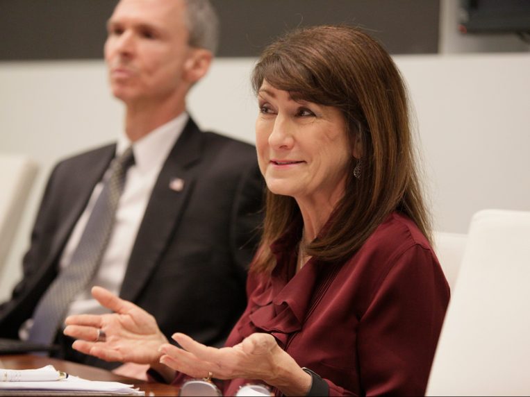 Newman/Lipinski in background