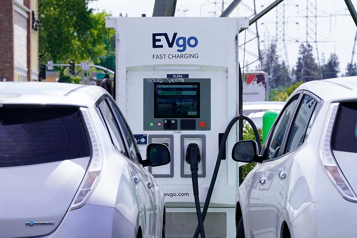 Charging electric cars, 4-13-2022