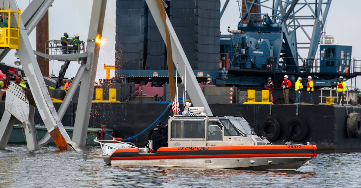 Coast Guard boat, Baltimore bridge collapse, 3-30-2024