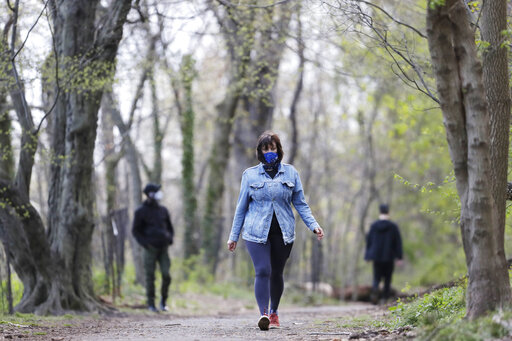 covid mask New Yorker walker woods