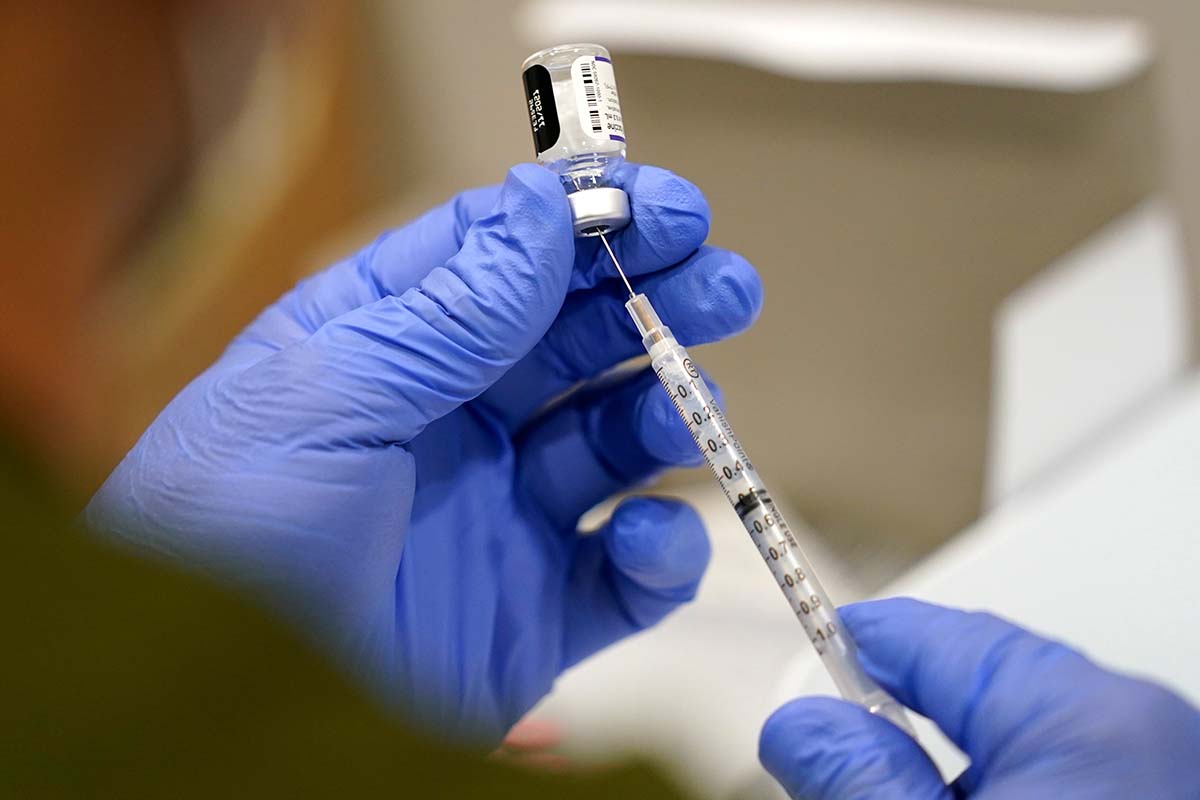 COVID-19 shot in MIami, 10-5-2021