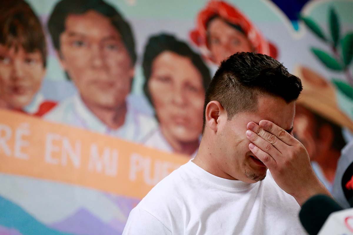 Honduran parent describes being separated from his child at El Paso, Texas, news conference, 7-15-2018