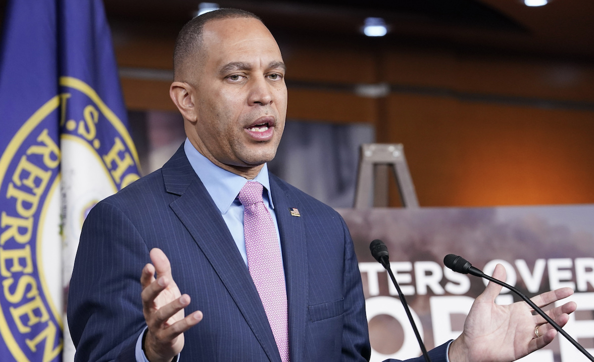 Hakeem Jeffries for book ban story 3-30-2023