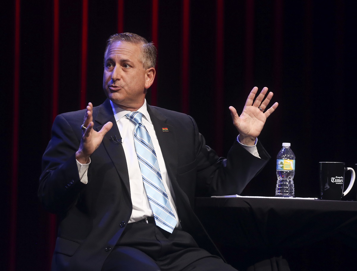 Kriseman at debate