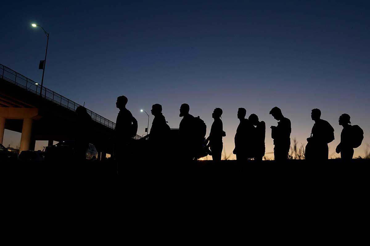 Migrants at U.S. border in Eagle Pass, Texas, 9-23-2023