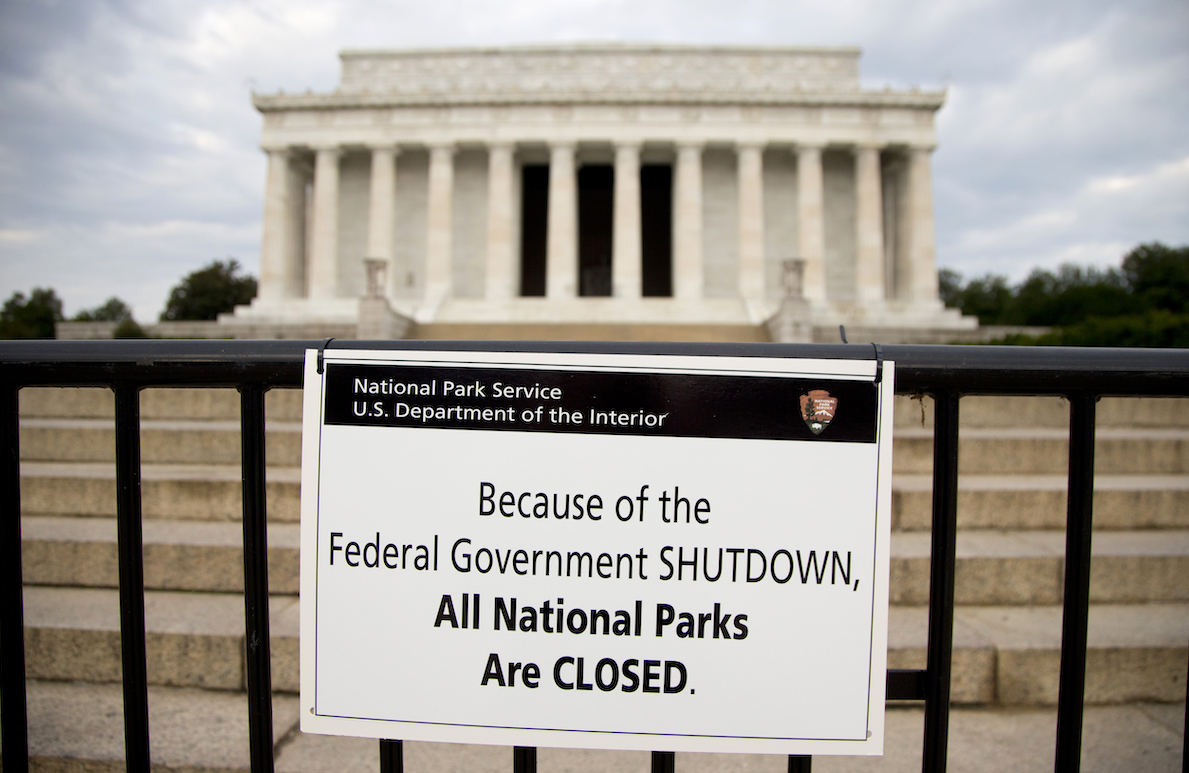 Lincoln Memorial closed, 10-1-2013