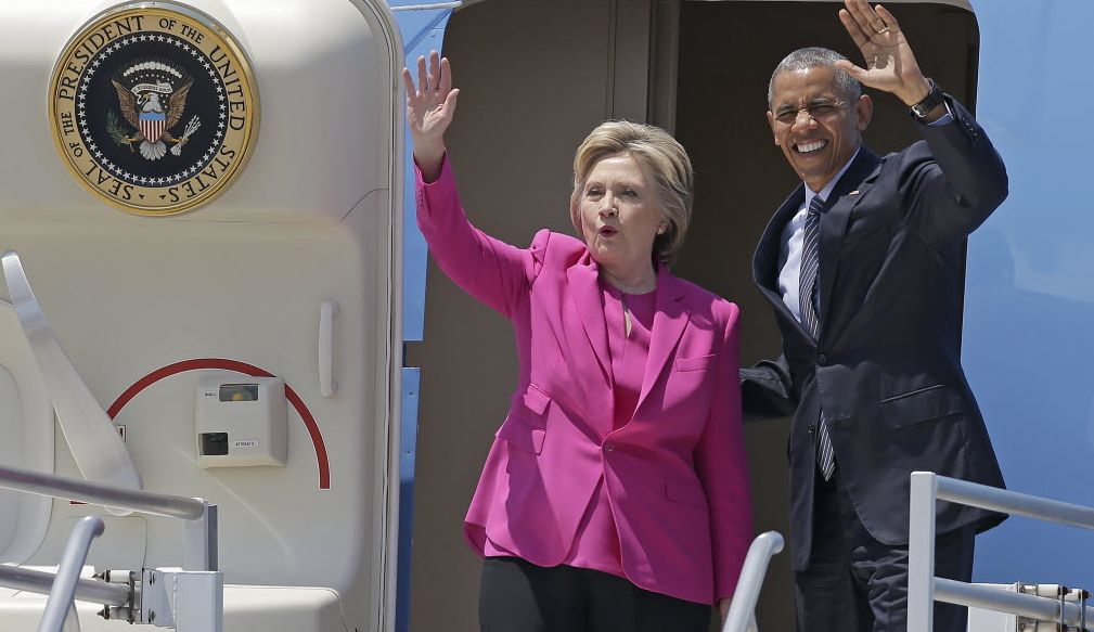 Trump-Air Force One (Headline photo)