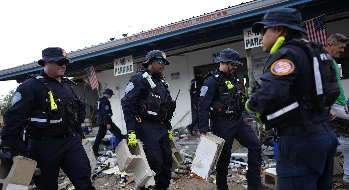 Florida hurricane workers, Horseshoe Beach, Fla., 8-31-2023