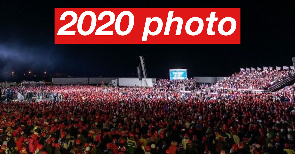 2020 Trump rally massive crowd photo