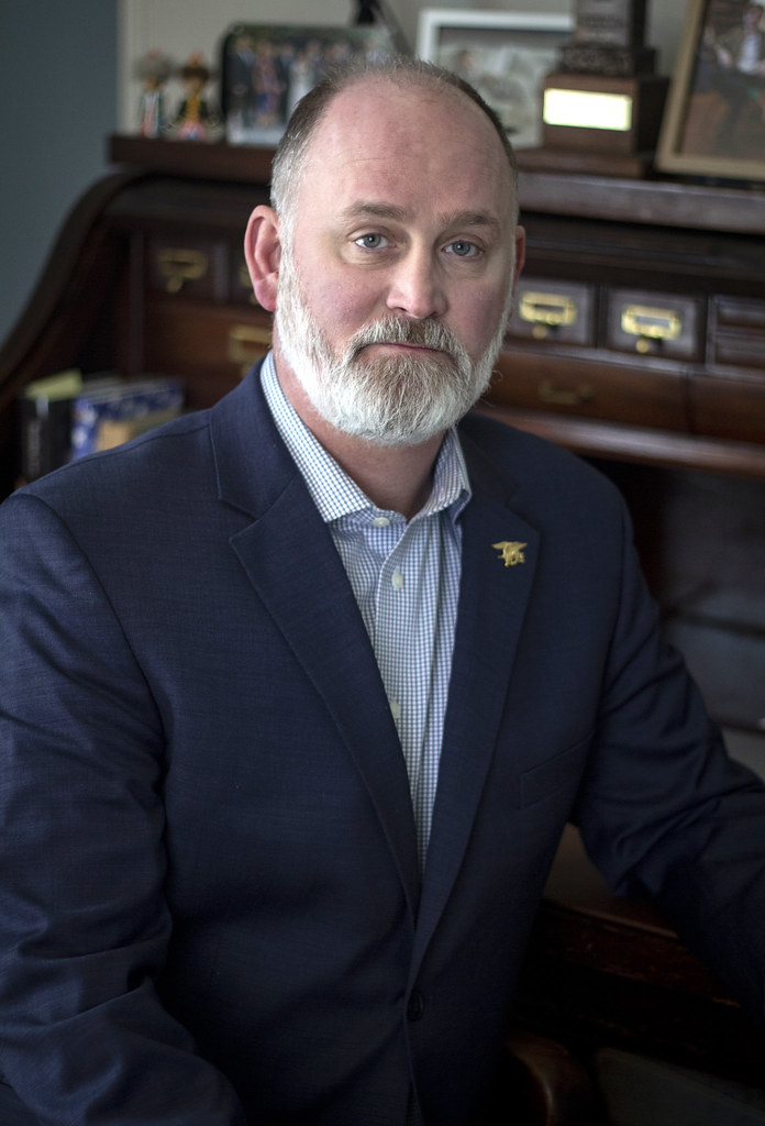 Derrick Van Orden Photo