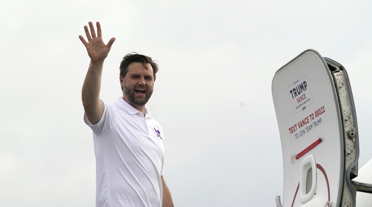 JD Vance, R, Ohio, boards plane in Greenvillle, N.C., 9-14-2024