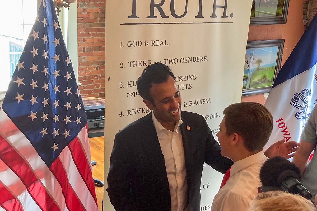 Vivek Ramaswamy in Pella, Iowa, 8-25-2023