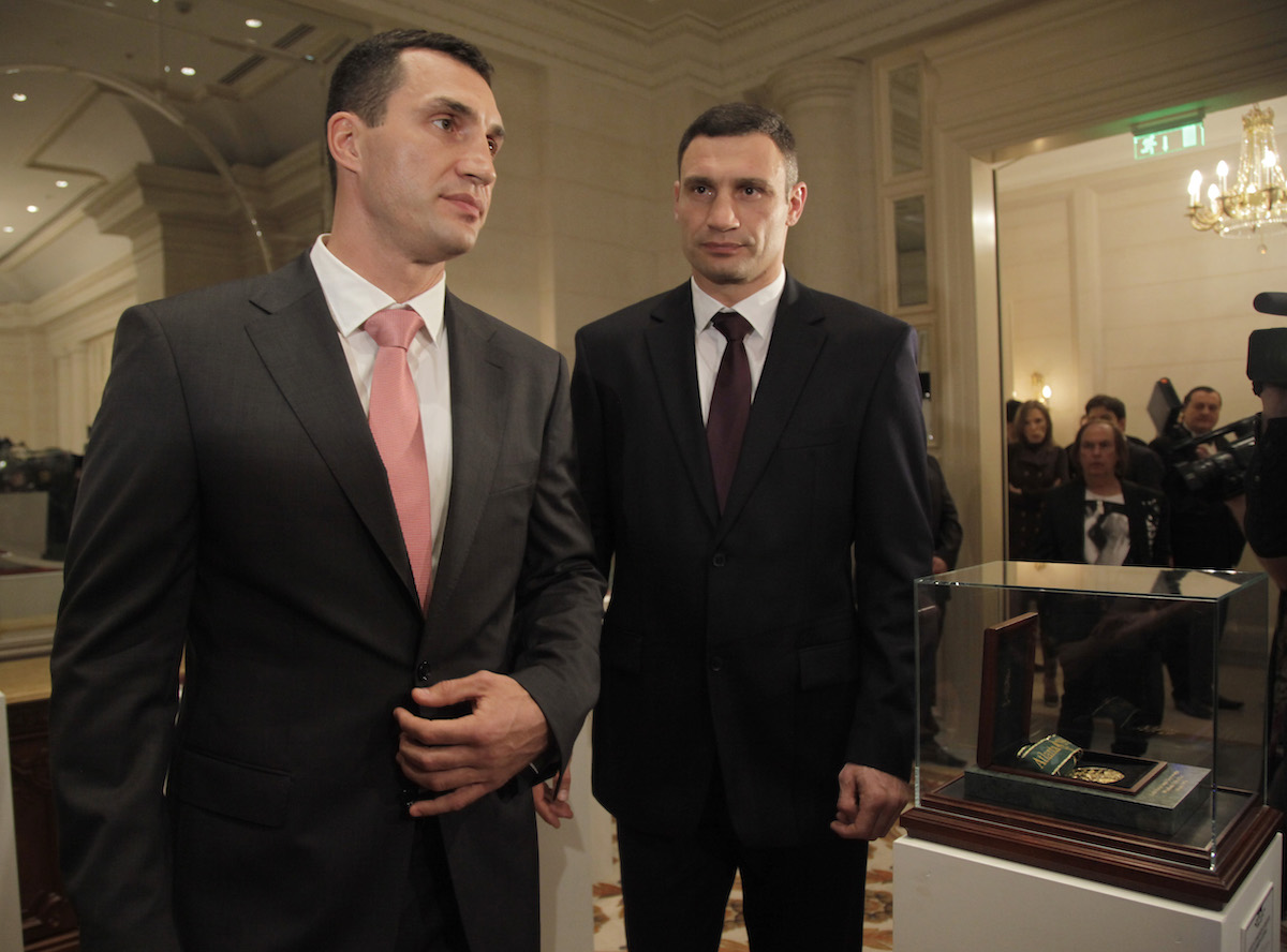 Wladimir Klitschko gold medal auction 2012