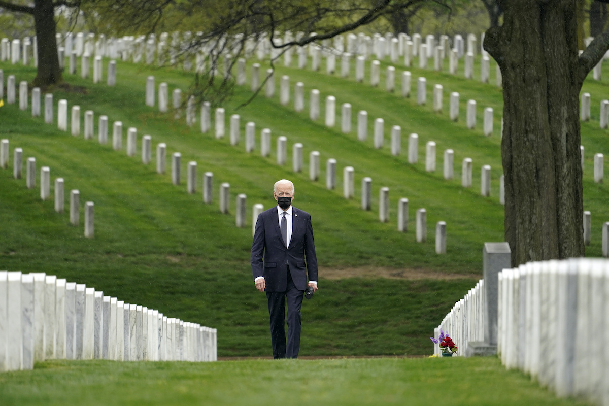 Biden Afghanistan Arlington cemetary