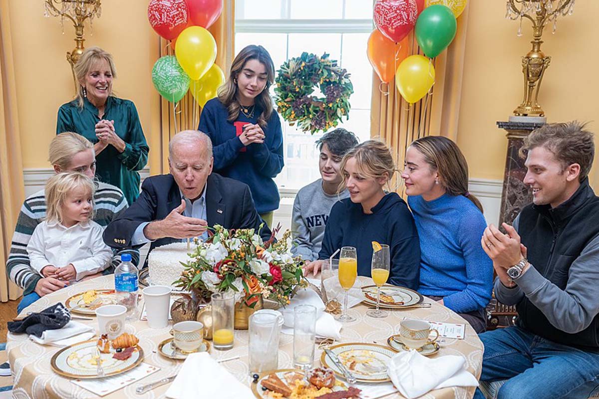 Biden birthday cake, 11-20-2022