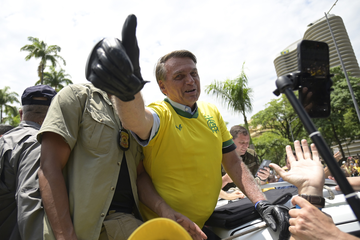 Bolsonaro thumbs up at campaign rally, Oct. 29, 2022