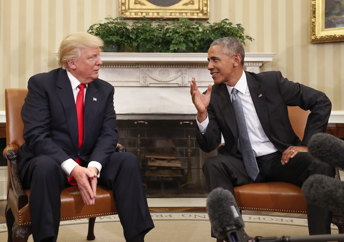 Trump and Obama meeting in Oval Office, 2016