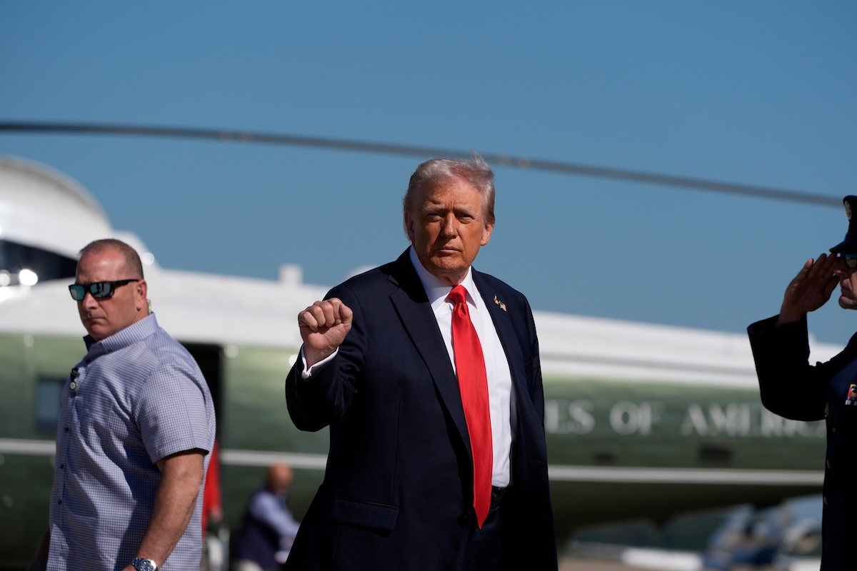 Trump boarding Air Force One Oct. 5, 2025