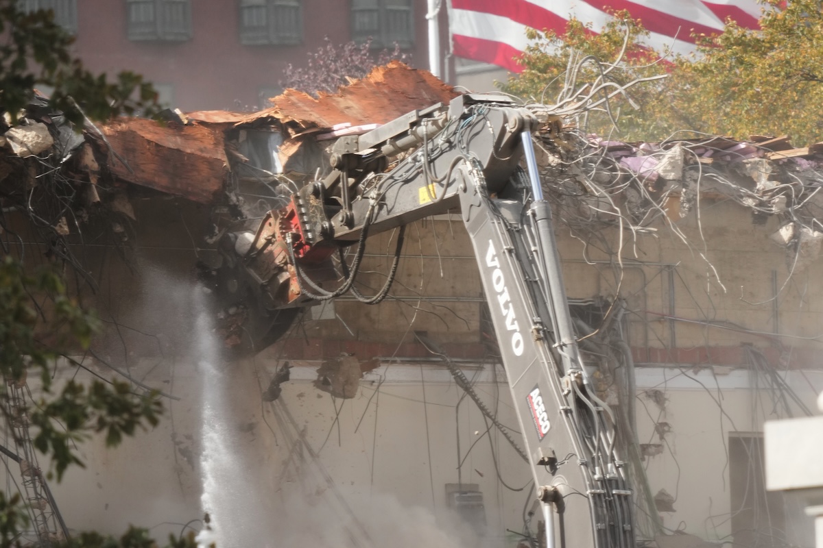 White House East Wing demolition Oct 22 2025