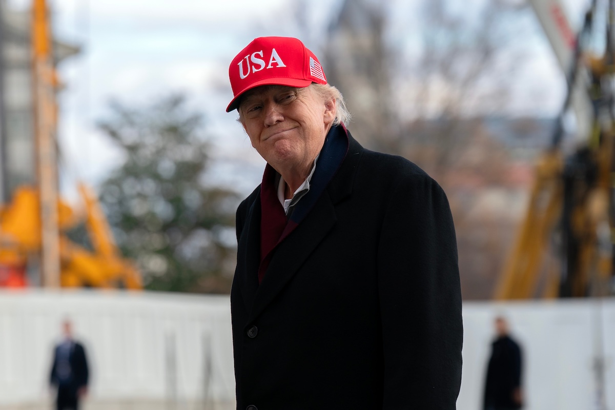 Trump at WH in baseball cap for polling story Nov. 2025