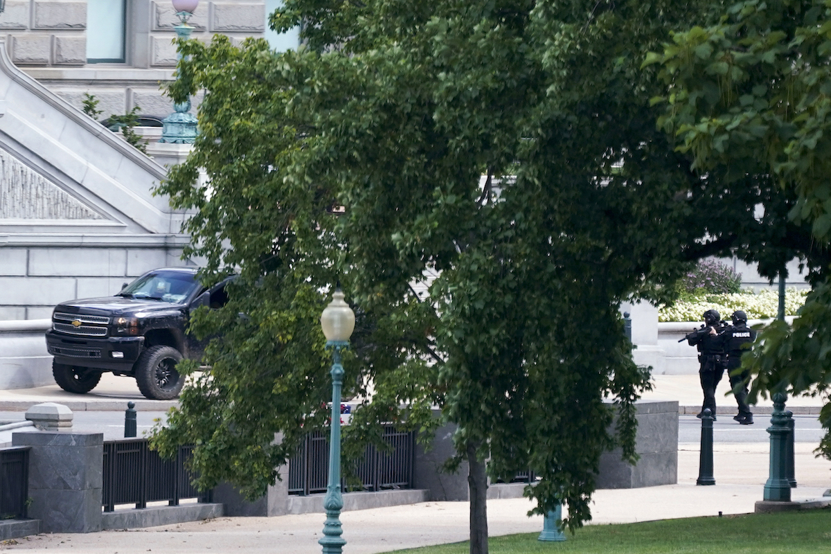 Capitol bomb threat truck 2021