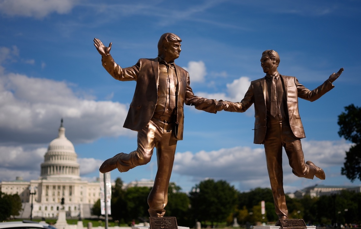 Trump-Epstein sculpture near Capitol