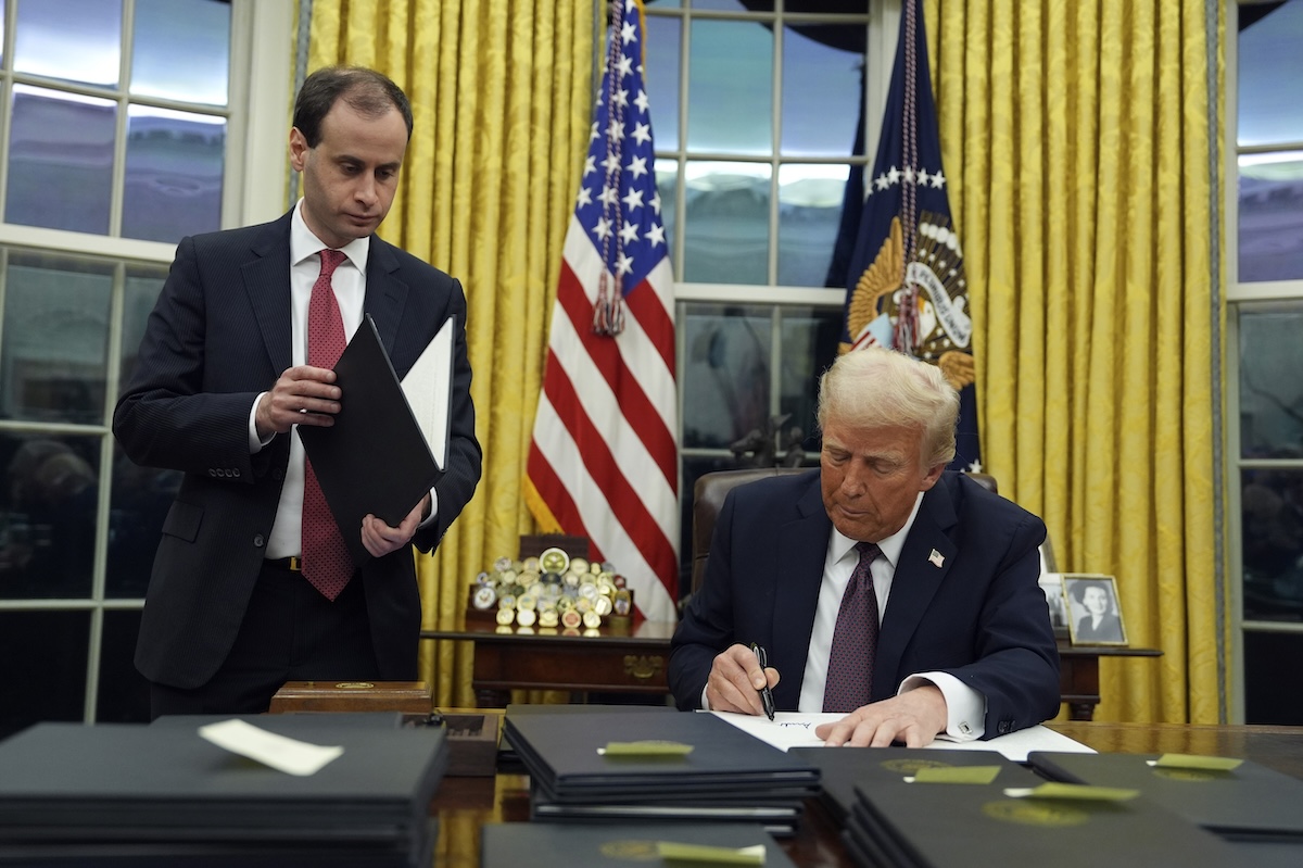 Trump signs cartel order 1-20-25
