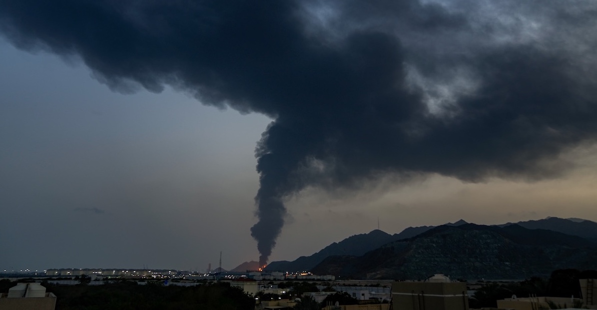 Fire at oil facility in the UAE March 2026