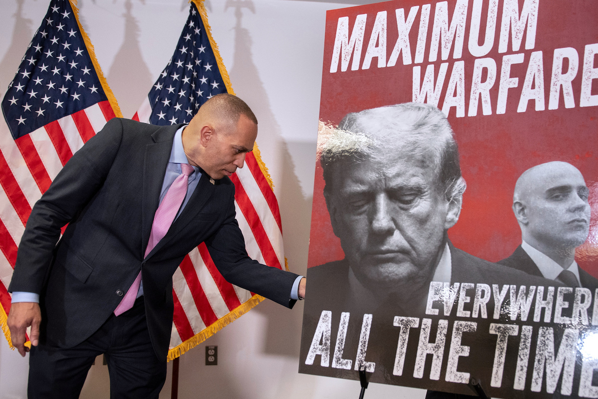 Hakeem Jeffries maximum warfare poster 4-22-26