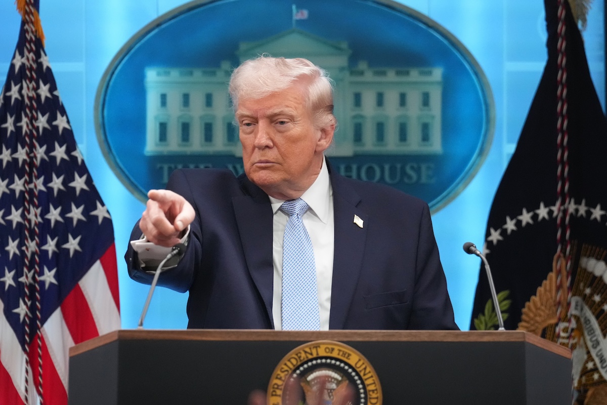 Trump at press briefing, White House, 04-06-2026